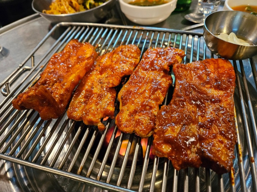 다운로드 (4) (1).jpg