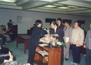 재무부 인가(인가번호 3-175)